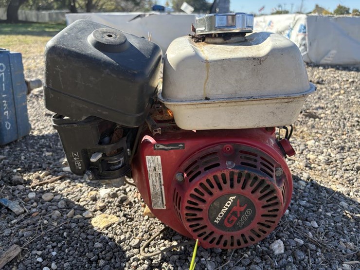 #8-•-honda-gx-200-engine-w/-pump-image-3