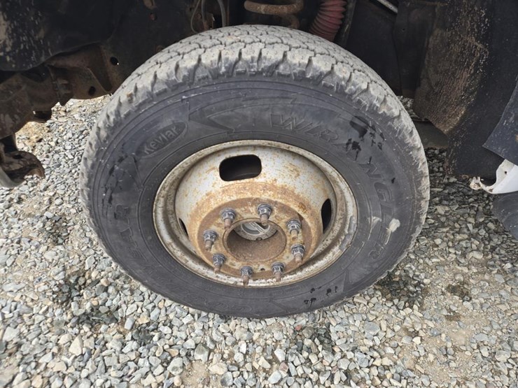 2011-ford-f350-image-45