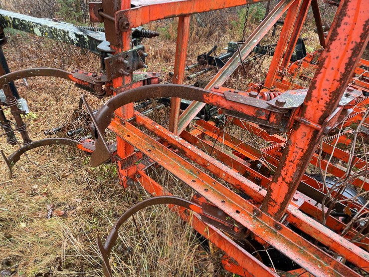 #1170-•-36'-case-1300-field-cultivator-(antigo,-wi)-image-9
