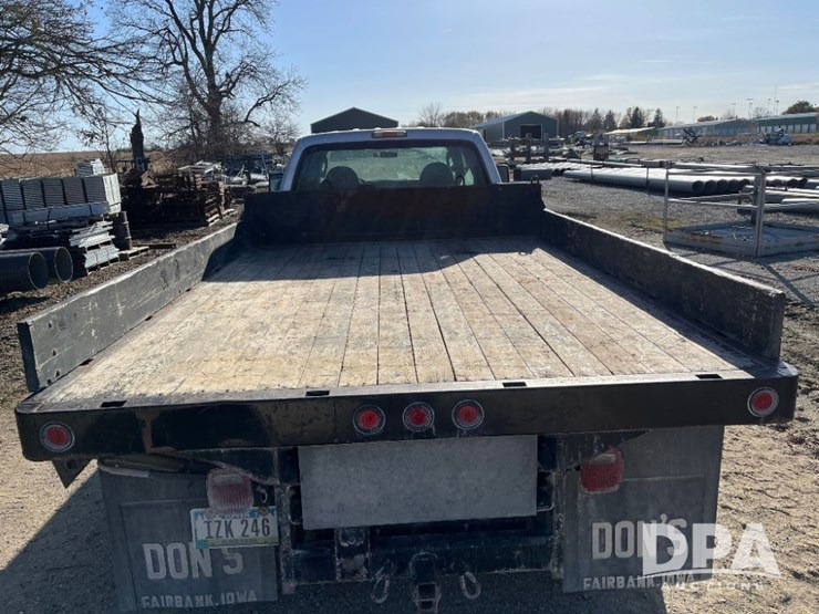 ford-f550-xl-image-33