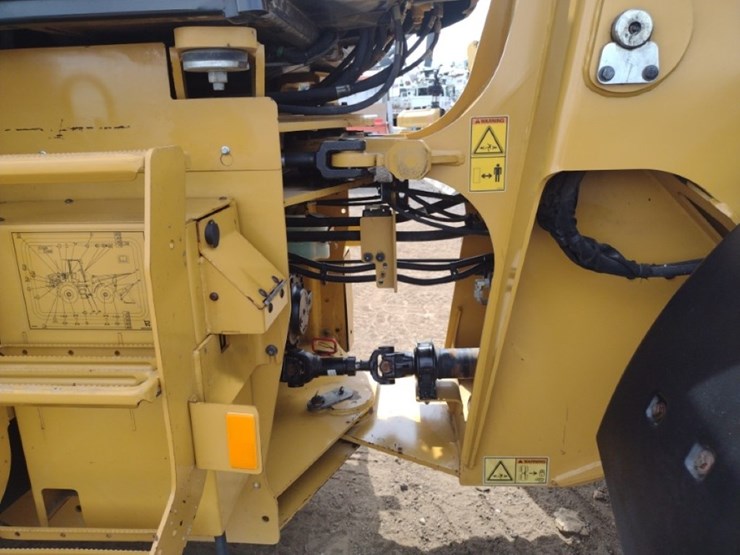 caterpillar-910m-image-27