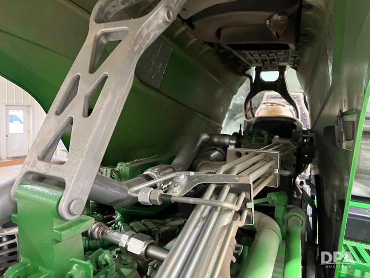 john-deere-8r-340-image-69