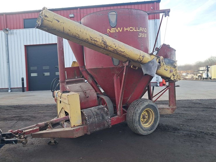 new-holland-355-image-8