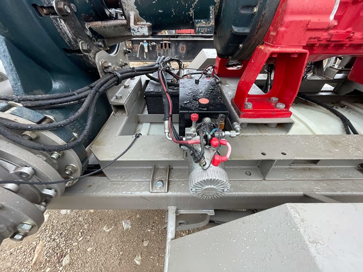 caterpillar-c15-image-16