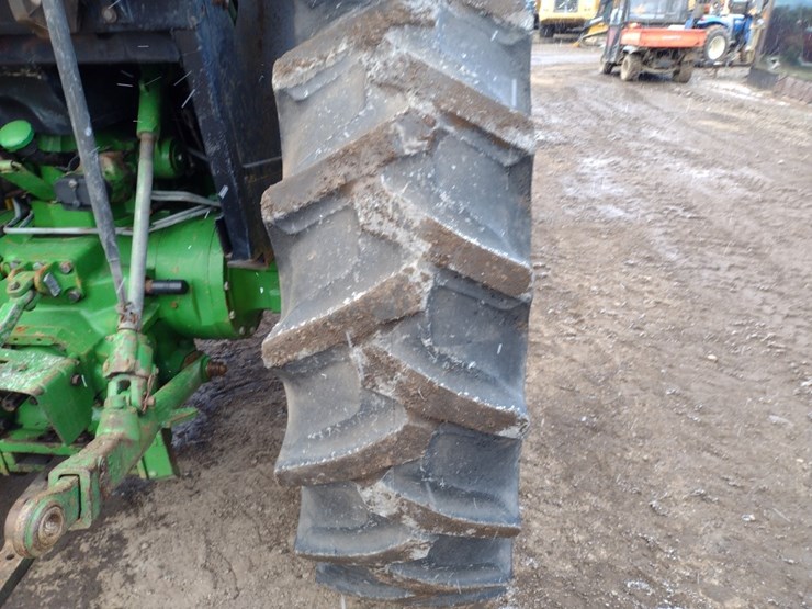 john-deere-2950-image-16