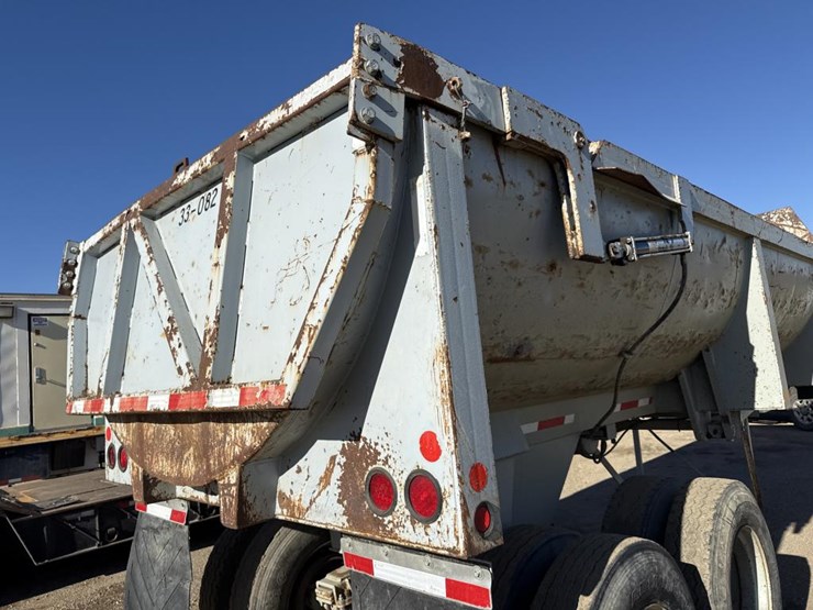 #1985-•-1978-clement-24’-end-dump-image-16