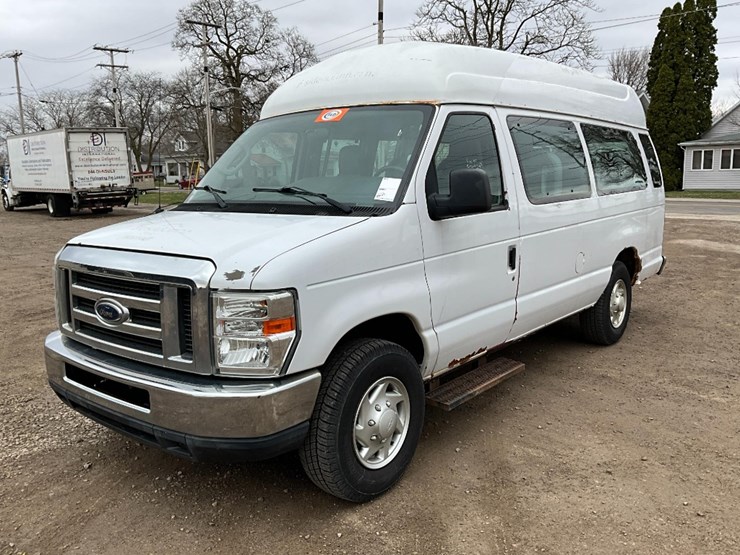 ford-e250-image-1