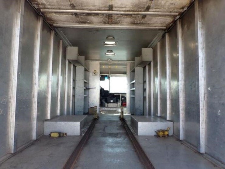 2013-freightliner-mt55-image-46