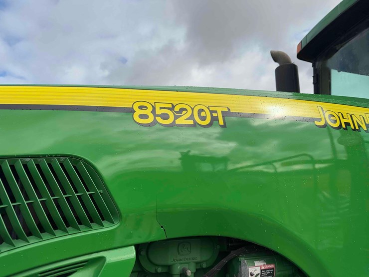 2005-john-deere-8520t-image-4