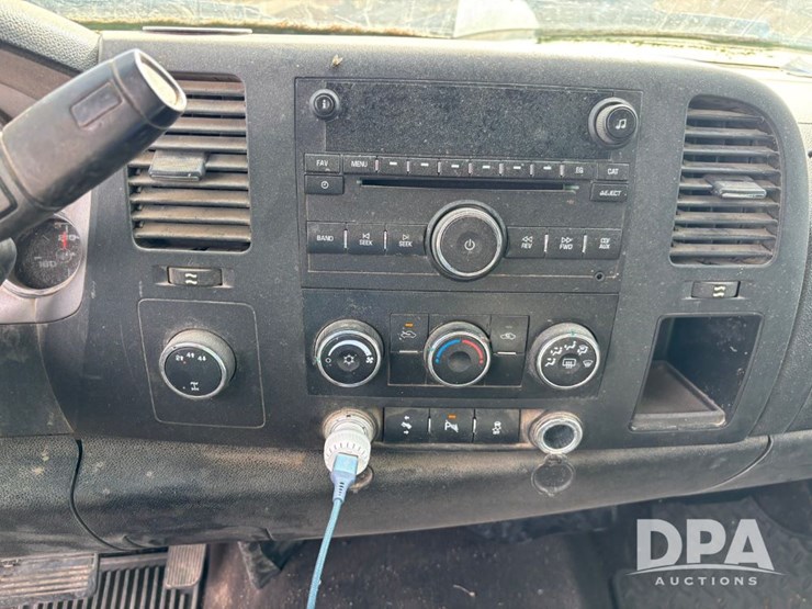 chevrolet-silverado-2500hd-image-72