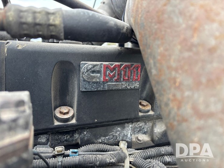 freightliner-fld112-image-41