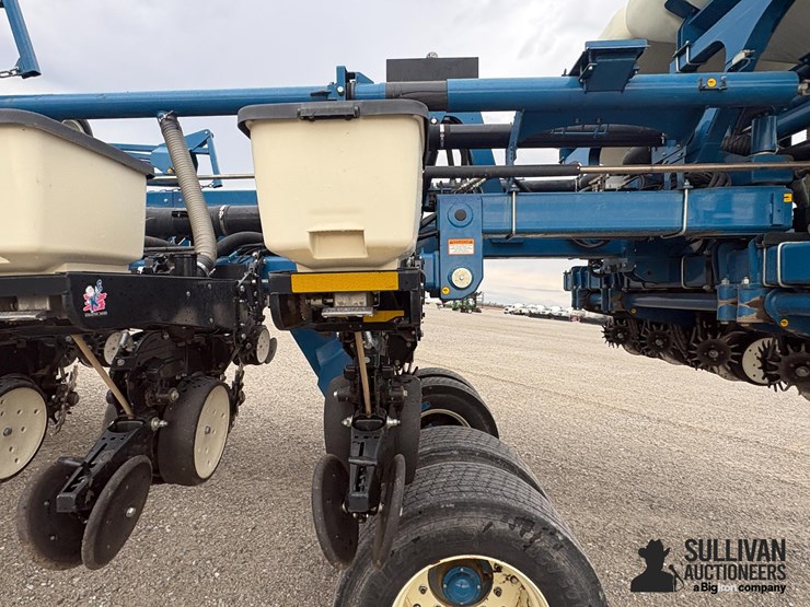 kinze-3800-image-14