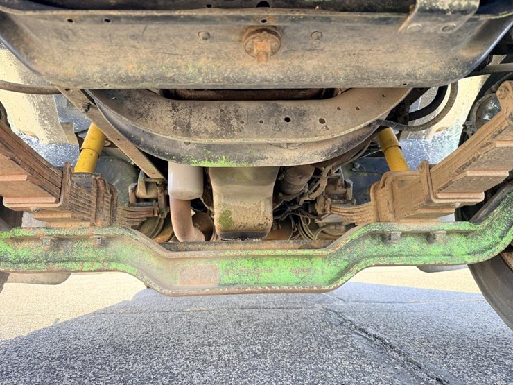 international-4700-image-63