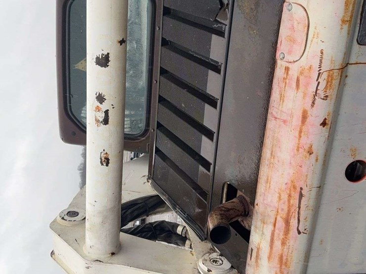 bobcat-t300-image-18