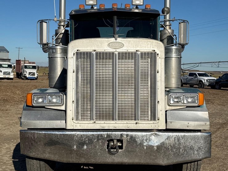 1996-peterbilt-379-image-8