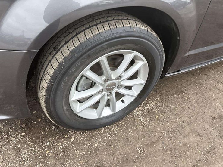 2019-dodge-grand-caravan-image-8