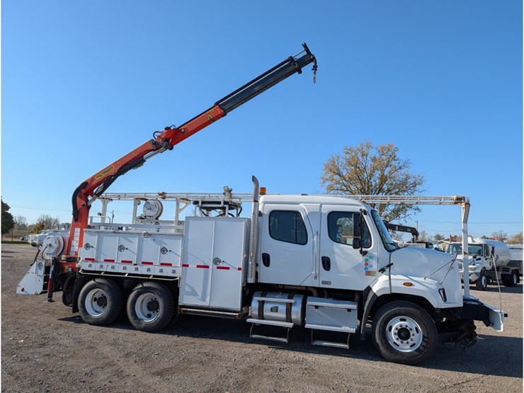 freightliner-108sd-image-1