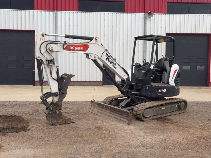 2023-bobcat-e42r2-image-1