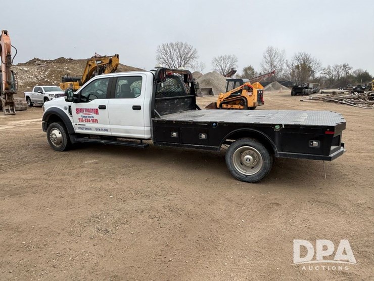 ford-f550-xl-image-11