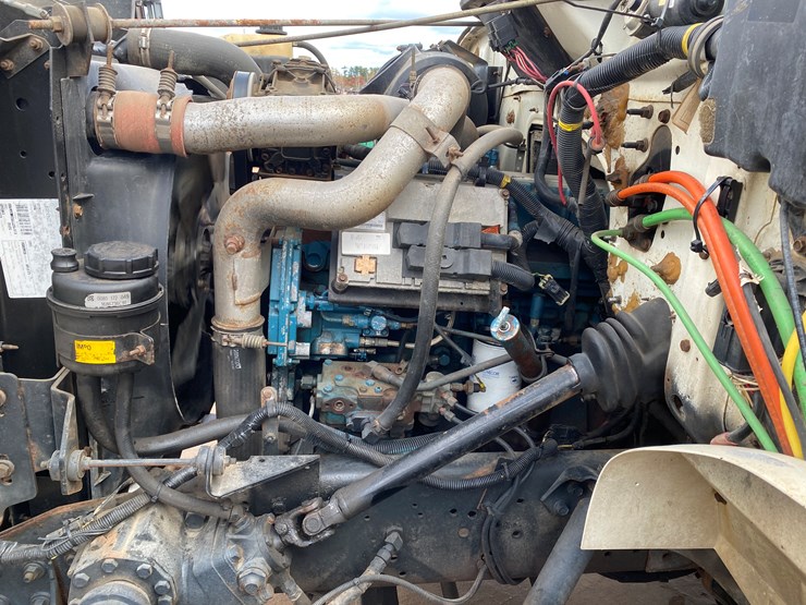 1999-international-4900-image-54