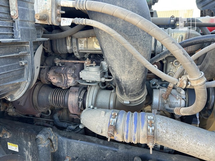 2012-freightliner-cascadia-125-image-55