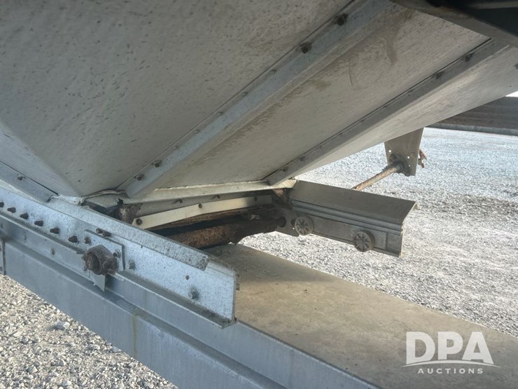 2011-merritt-tender-image-23