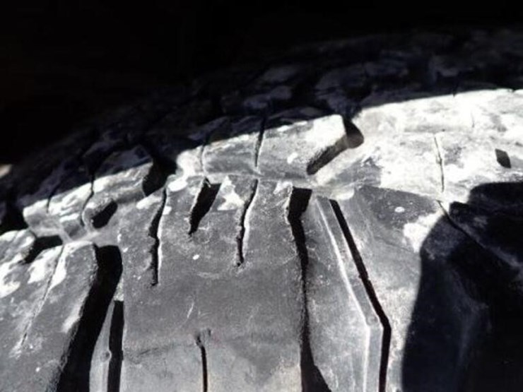 2016-dodge-1500-image-70