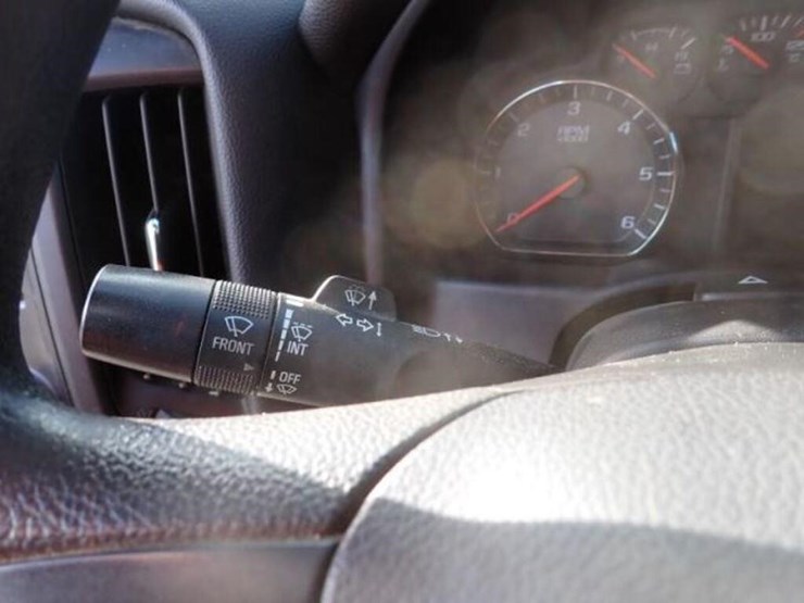 chevrolet-silverado-1500-image-16