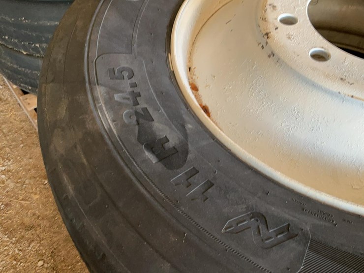 #507-•-continental-tires-w/-rims-image-7