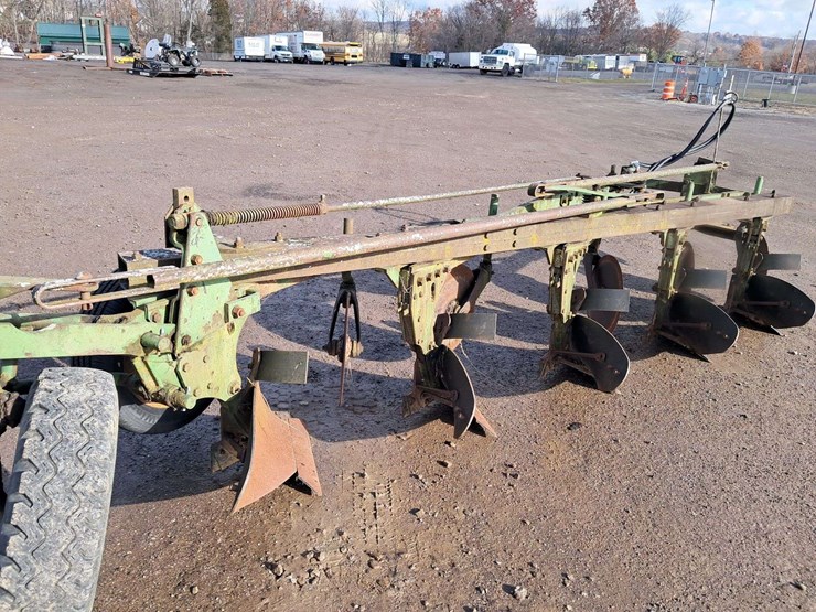 john-deere-145h-image-12