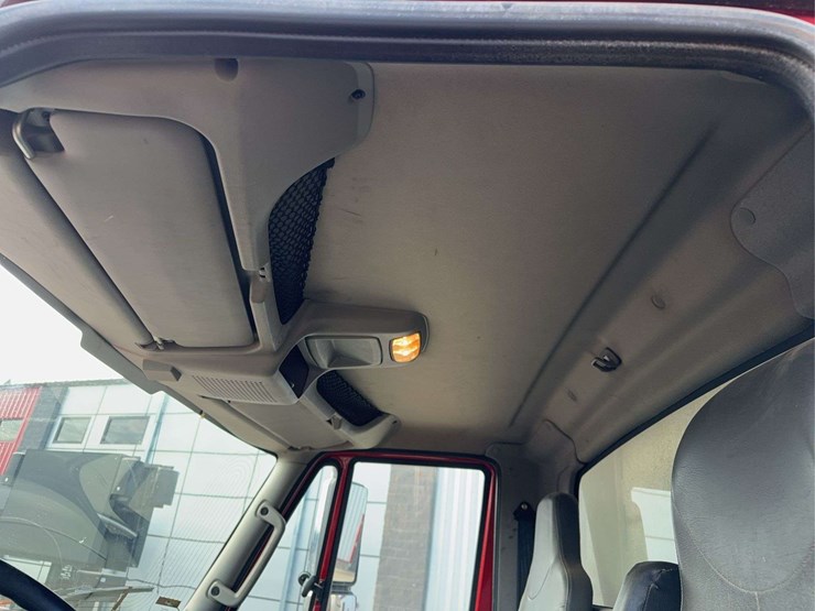 2013-international-workstar-7400-image-76