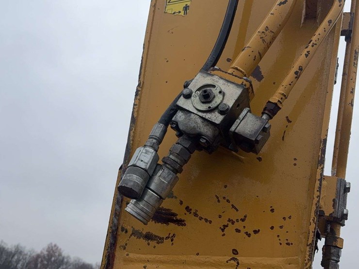 2012-caterpillar-329el-image-46