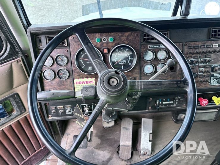 1995-kenworth-t800-image-95