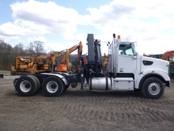 freightliner-coronado-122-image-3