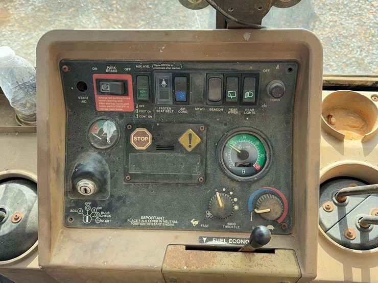 john-deere-710-image-13