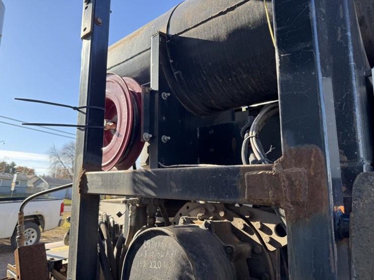 2002-vactor-2100-image-58