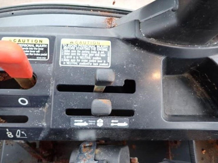 2017-kubota-b2650hsd-image-19