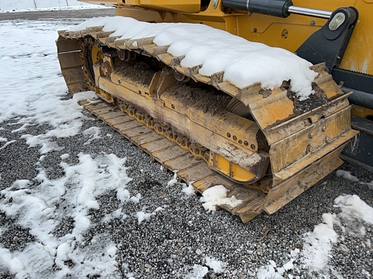 2023-deere-700l-image-10