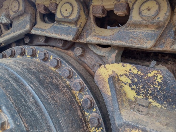 komatsu-d61ex-23-image-35