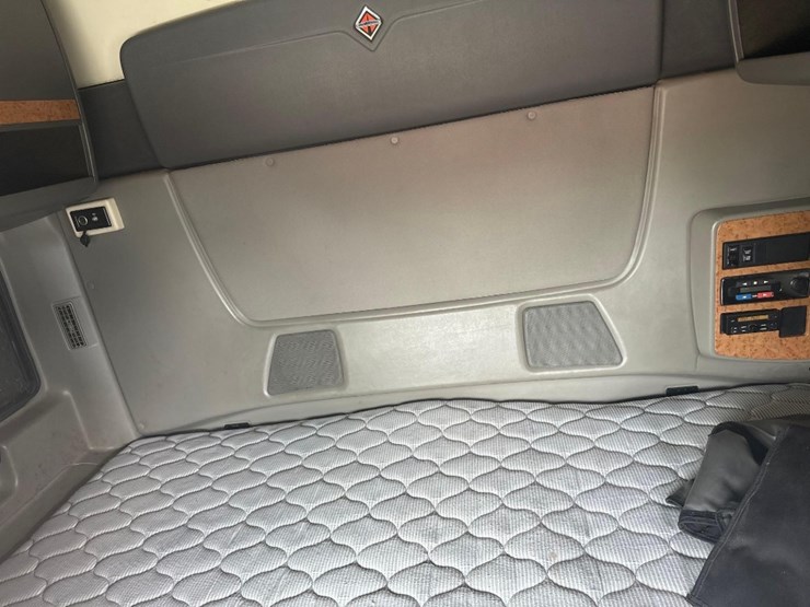 2015-international-prostar-image-15