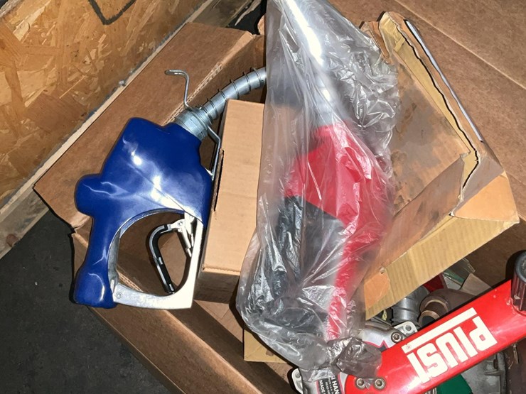 #559-•-fuel-pumps-image-4