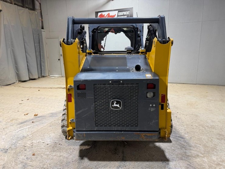 2021-deere-317g-image-4