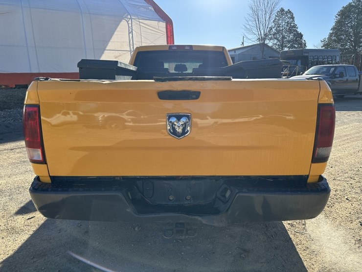 2012-dodge-ram-2500-image-4