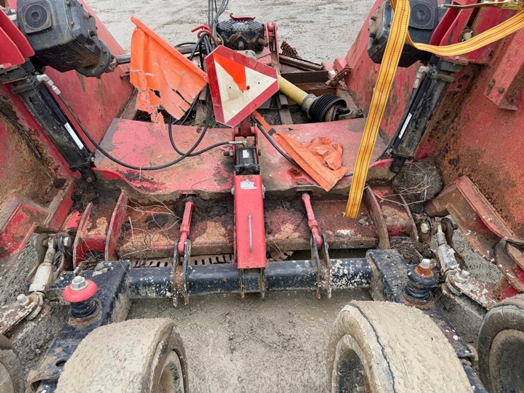 bush-hog-2815-image-21