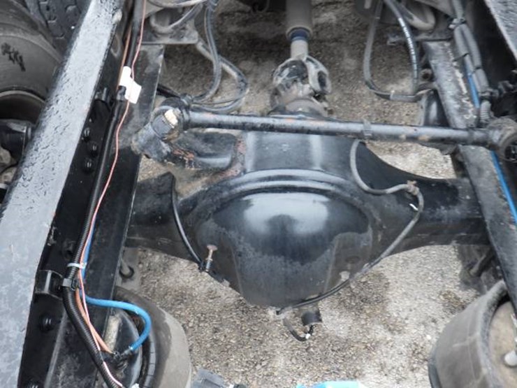 freightliner-cascadia-125-image-17