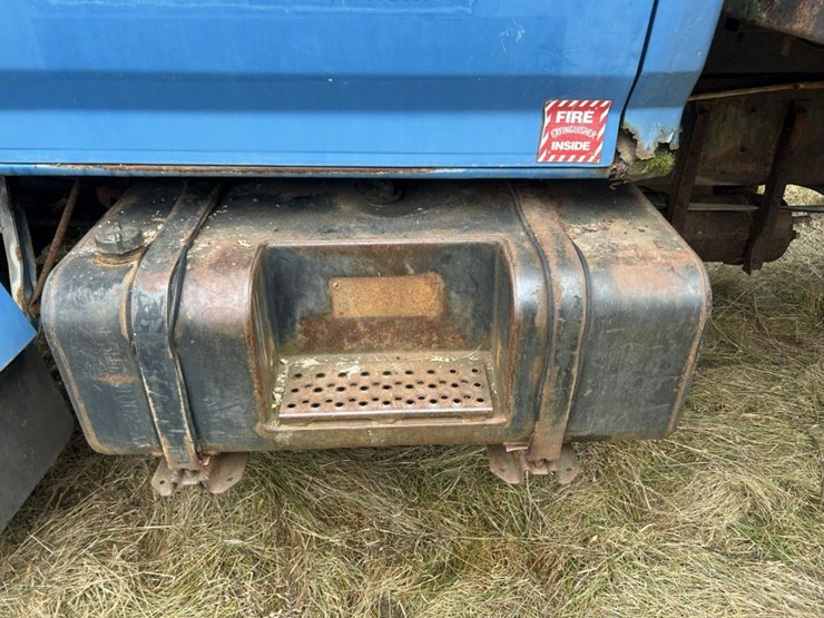 #1429-•-1995-ford-f-series-flatbed-truck-image-63