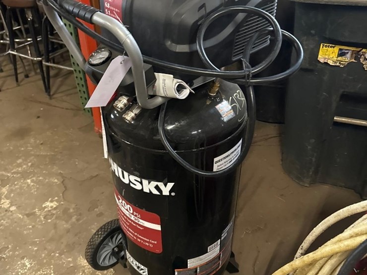 new-(out-of-box)-husky-27gal/110v-air-compressor-image-2