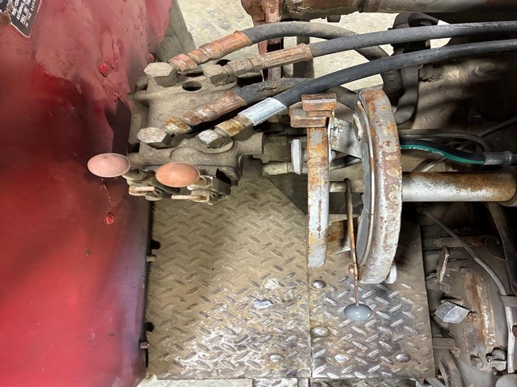 massey-ferguson-super-90-image-25