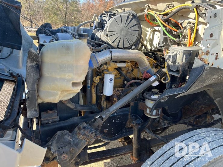 ford-f650-xlt-image-50