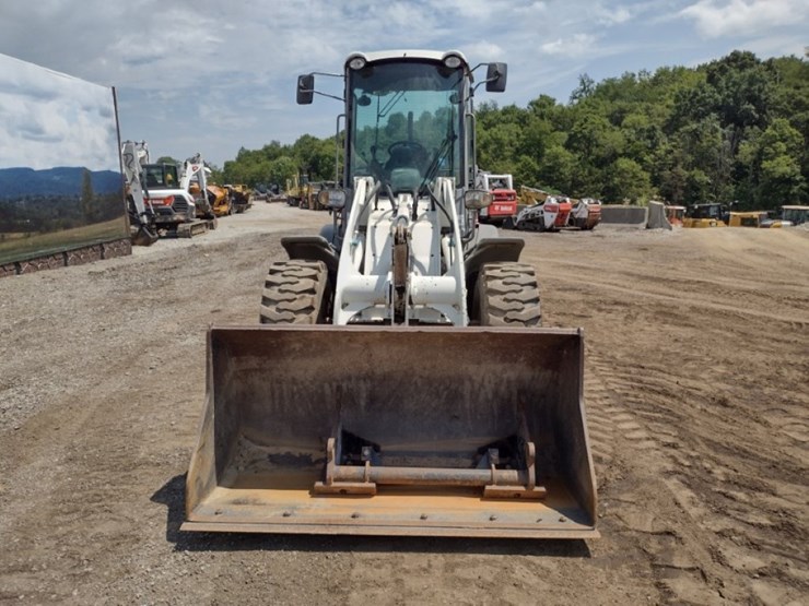 takeuchi-tw65-image-2